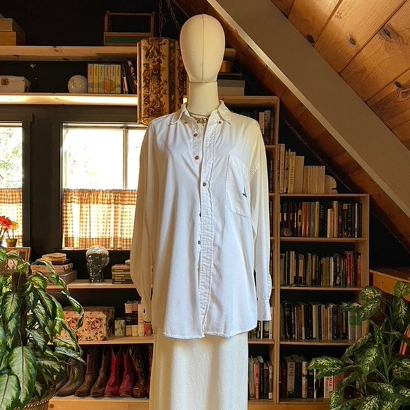 Chaps Button Down Shirt Long Sleeve Cotton White Embroidered - Picture 2 of 8